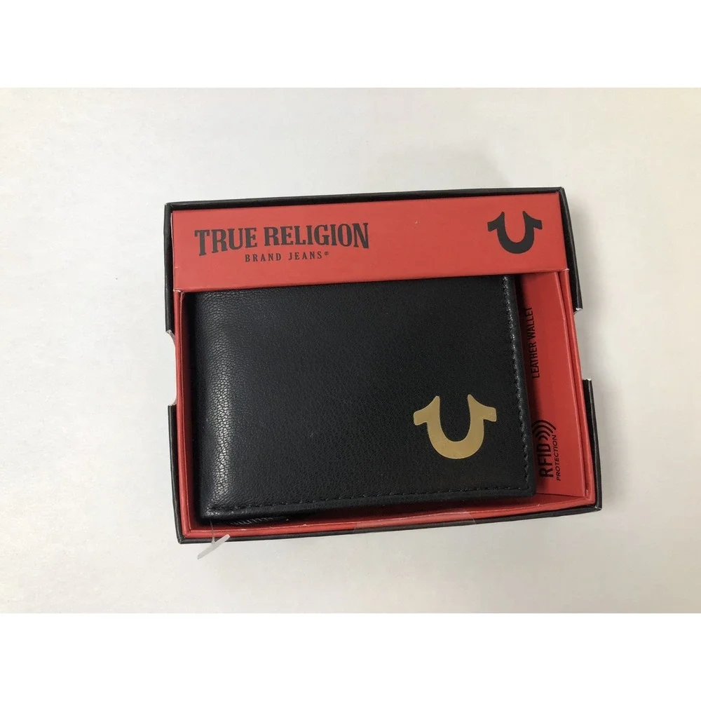 NEW True Religion Black Leather Bifold Wallet Men Gold Logo Box